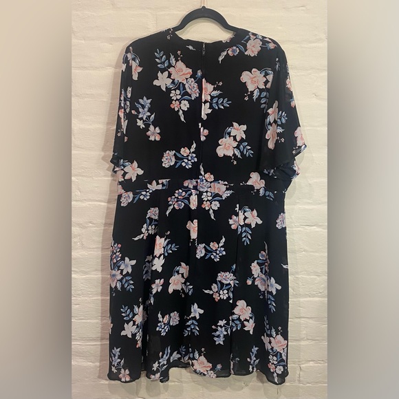 Torrid Floral Print Chiffon Skater Dress - Picture 5 of 7